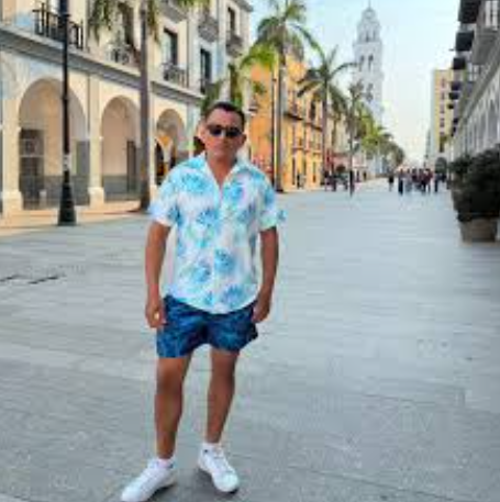 <em>Javier I.</em>
